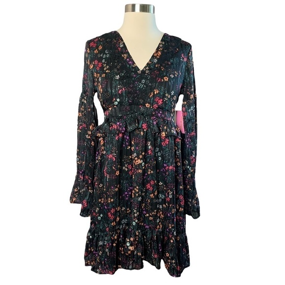 Riley & Rae Kate Floral Print Babydoll Dress Floral Print in Rich Black Size 2 - Picture 2 of 13
